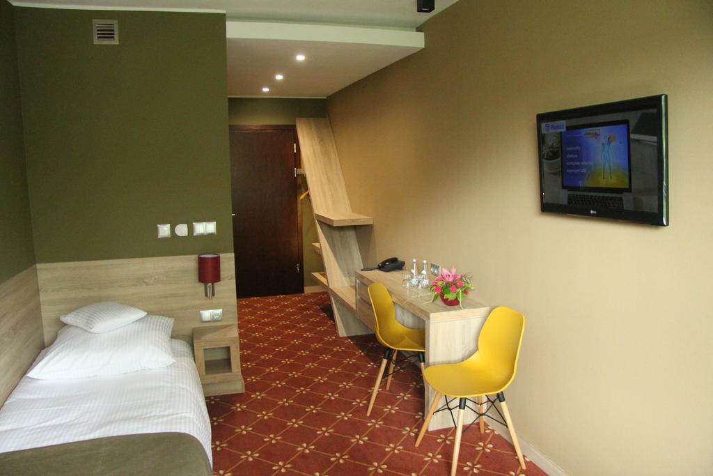 Hotel Dunajec Zglobice Esterno foto