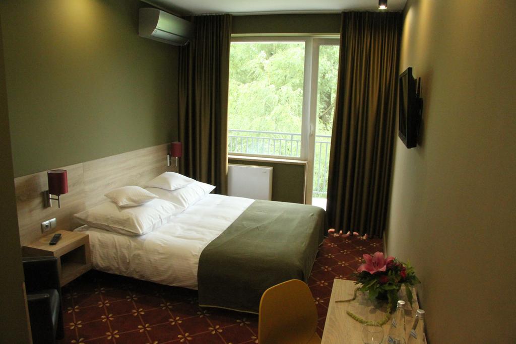 Hotel Dunajec Zglobice Esterno foto
