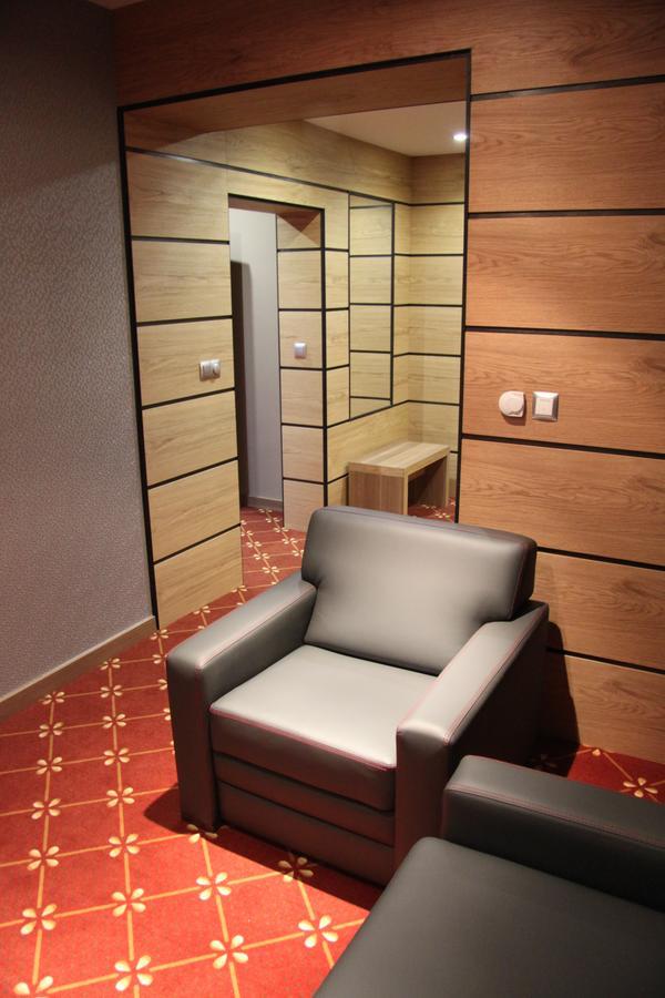 Hotel Dunajec Zglobice Esterno foto